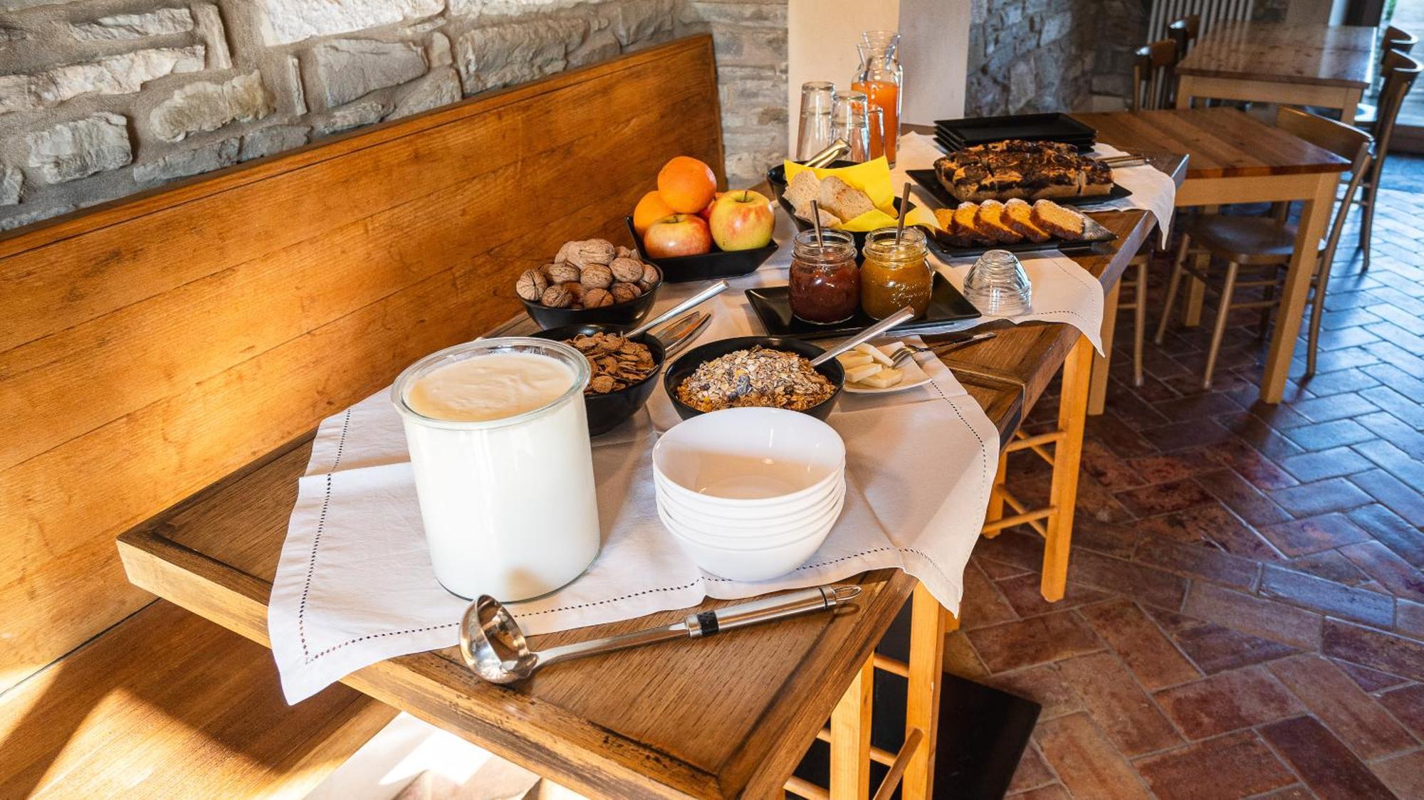 Le Spine B&B Sulla Via Francigena Berceto Exterior photo