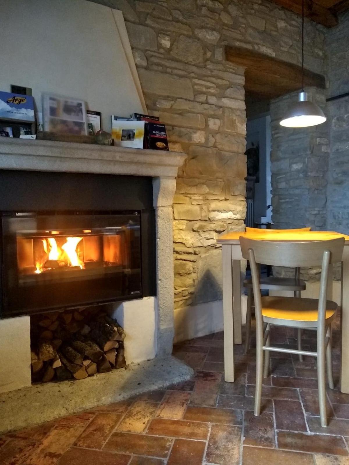 Le Spine B&B Sulla Via Francigena Berceto Exterior photo